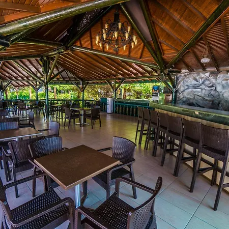 Bieno Venues Hotel シダ